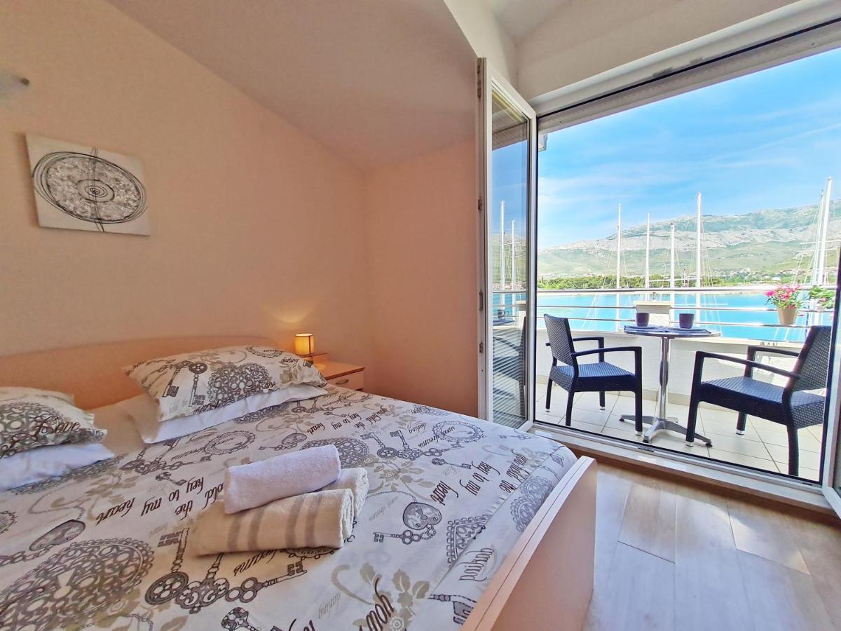 Rooms And Apartments Porat Stobrec Ngoại thất bức ảnh