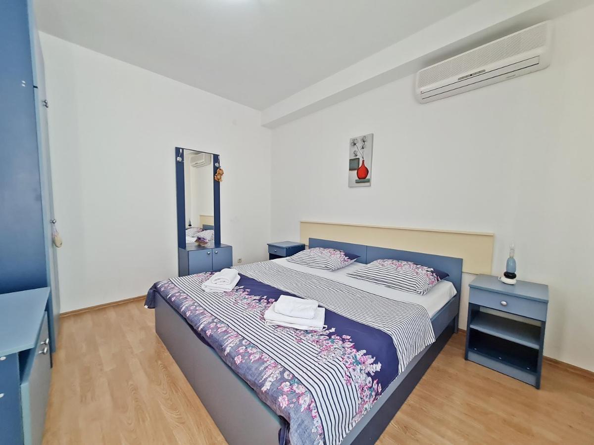 Rooms And Apartments Porat Stobrec Ngoại thất bức ảnh
