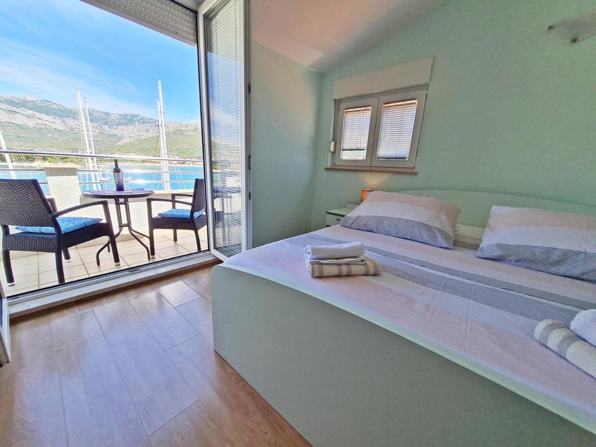 Rooms And Apartments Porat Stobrec Ngoại thất bức ảnh