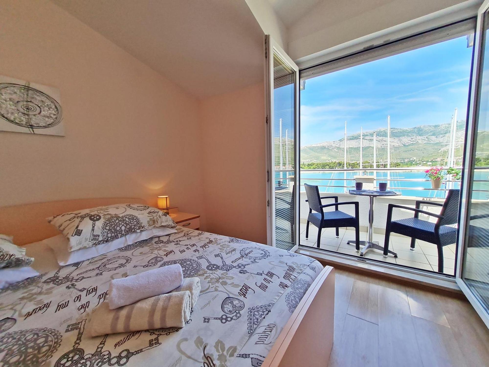 Rooms And Apartments Porat Stobrec Phòng bức ảnh