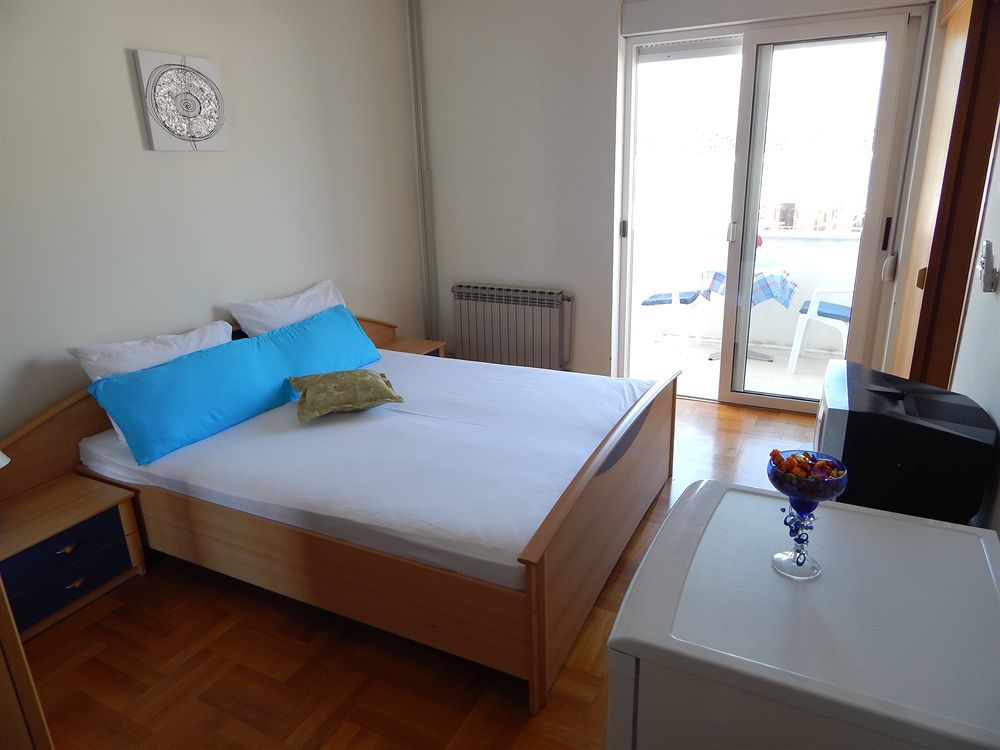Rooms And Apartments Porat Stobrec Ngoại thất bức ảnh